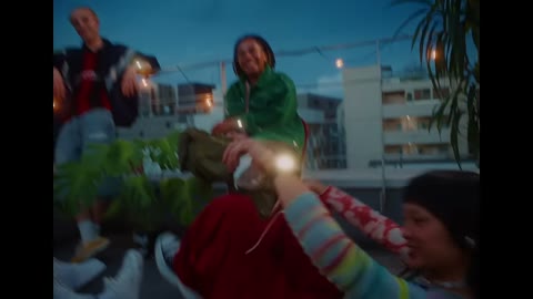 Beat 13: Rooftop flashlight