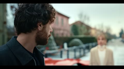 Beat 16: Neighbour turns away