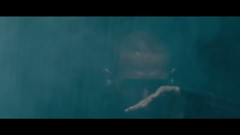 Beat 5: Face in mist