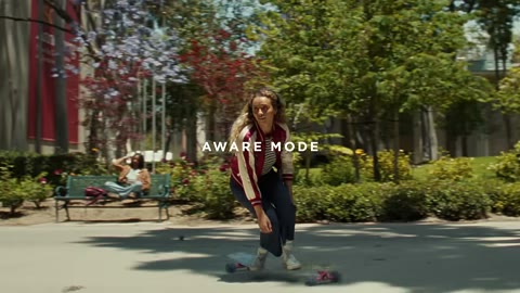 Beat 15: Skater stops