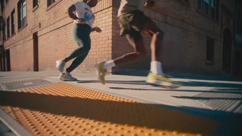 Beat 16: Tram and flash
