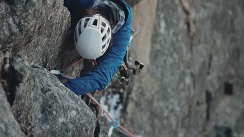 Beat 17: Climbing seen from above