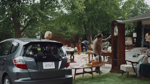 Beat 1: Yard sale