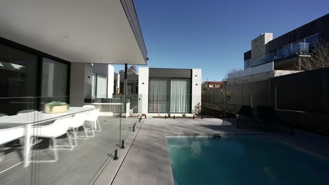 Beat 15: Pool and terrace