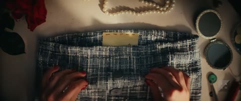 Beat 12: First note: Chanel