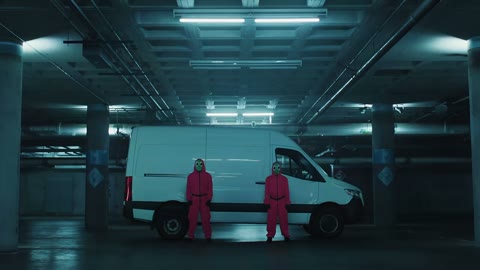 Beat 4: Guards at the van