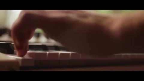 Beat 17: Hands blur