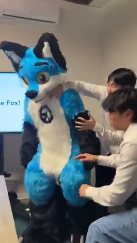 Beat 13: Crew with fox