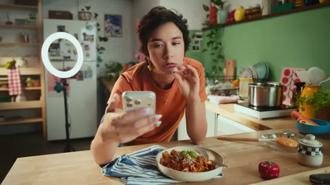 Beat 15: Tasting to camera