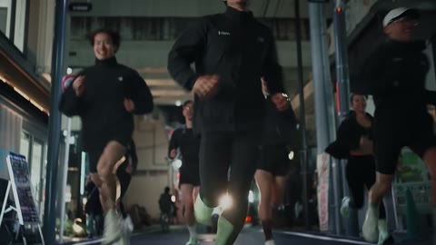 Beat 19: Race crowd