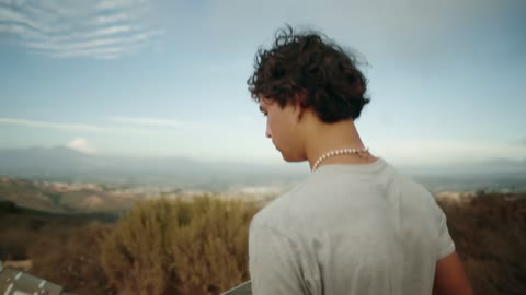 Beat 3: Looking out