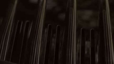Beat 1: Dark open