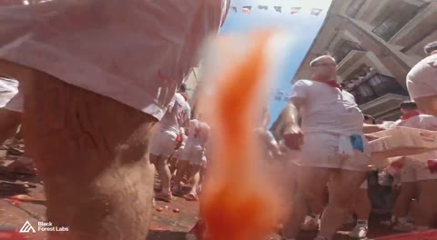 Beat 8: Tomato festival