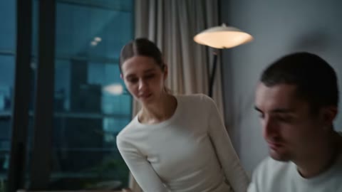 Beat 2: Couple at home