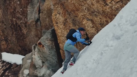 Beat 8: Helmet climb