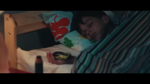 Beat 19: Child with toy car