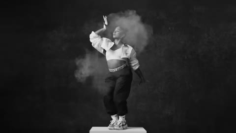 Beat 7: Chalk and gymnast