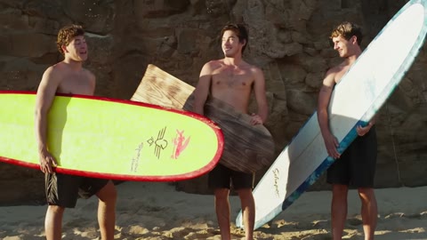 Beat 8: Friends on the sand