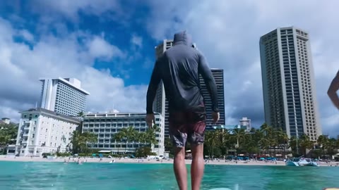 Beat 20: Waikiki paddle out