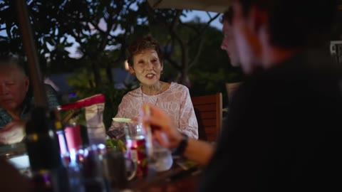Beat 21: Family dinner