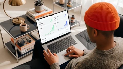 Beat 10: At the laptop