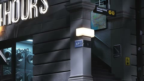 Beat 2: Signature to street