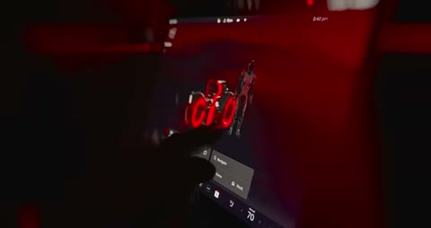 Beat 2: Logo glitch