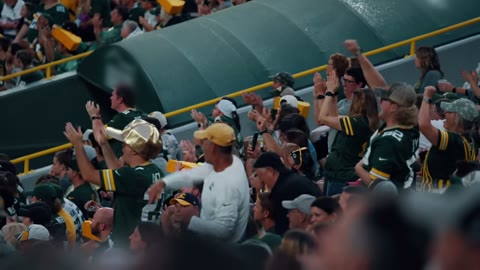Beat 30: Fans cheer
