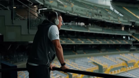 Beat 33: Railing view