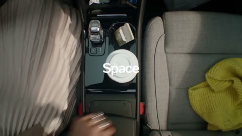 Beat 6: Space: cup holders