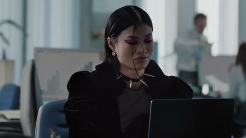 Beat 15: Hands on laptop