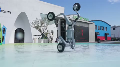 Beat 11: Glossy floor