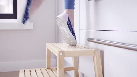 Beat 2: Tiptoe and spill