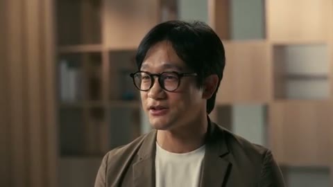Beat 3: Samsung close-up