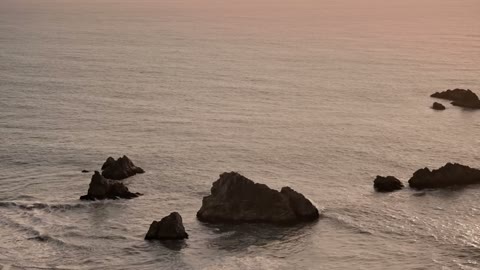 Beat 2: Sea and rocks