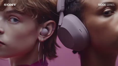 Beat 2: Earbud close-up