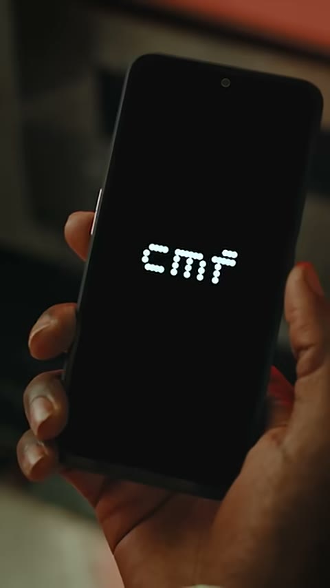Beat 22: Person with phone