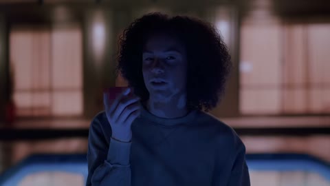 Beat 8: Blue light