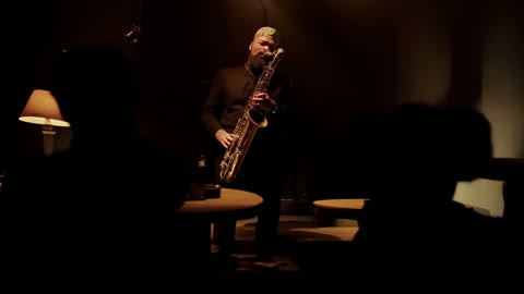 Beat 5: Sax angles