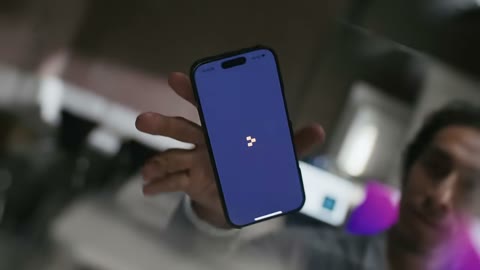 Beat 9: Phone toss