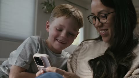Beat 17: Smiling users