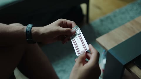 Beat 7: Pill pack