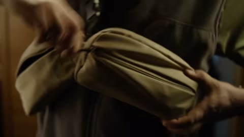 Beat 2: Bag grab