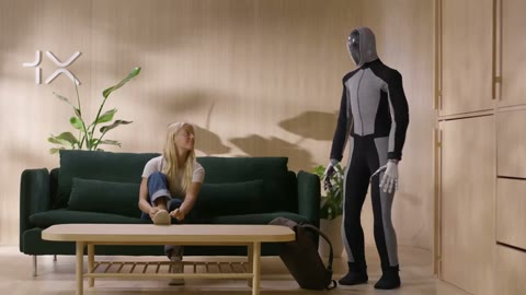 Beat 1: Robot notices