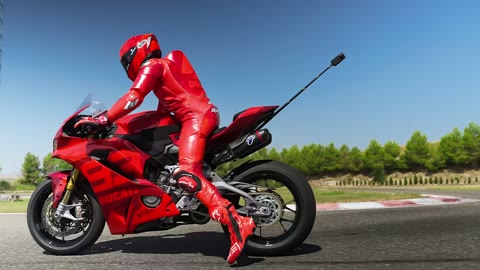 Beat 3: Helmet and mount