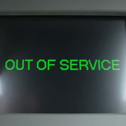 Beat 4: Queue at the wall
