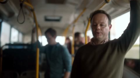 Beat 16: Bus cameo