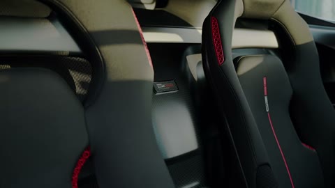 Beat 18: Rear badge