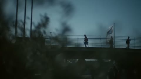 Beat 32: Bridge and river
