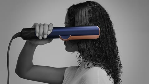 Beat 1: Wet curls